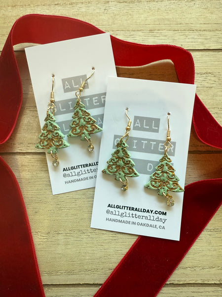 Light green swirly Christmas tree with rhinestone dangle