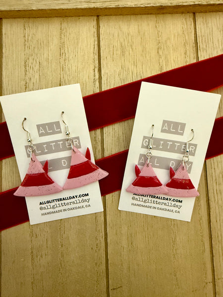 Medium Elf hat dangle in pink