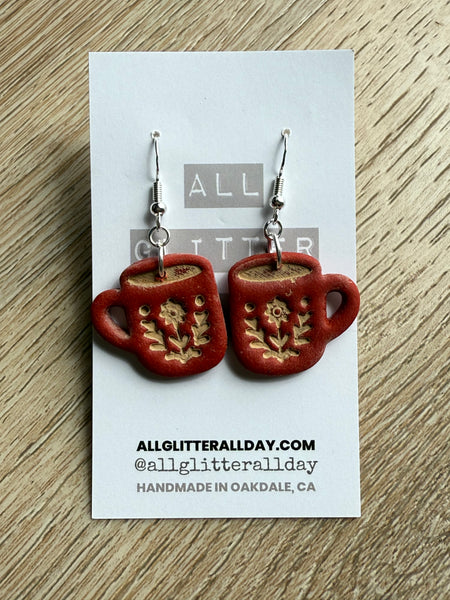 Cozy floral mug dangle